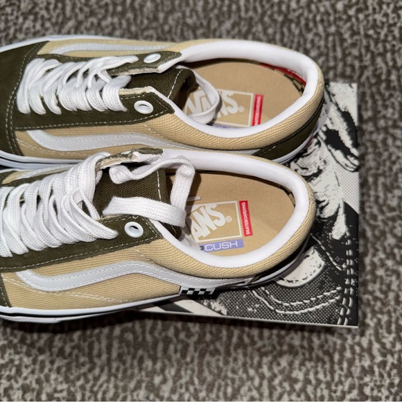 NEW Vans - Picture 5 of 7